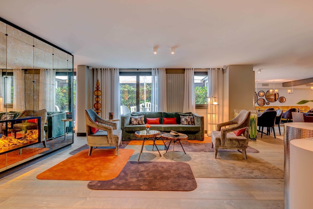 Design Hotel F6 33/44