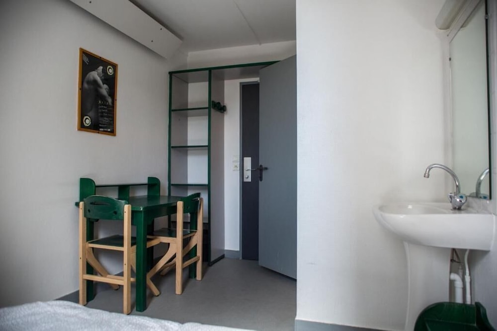 Auberge de Jeunesse Paris - Le d'Artagnan 49/50
