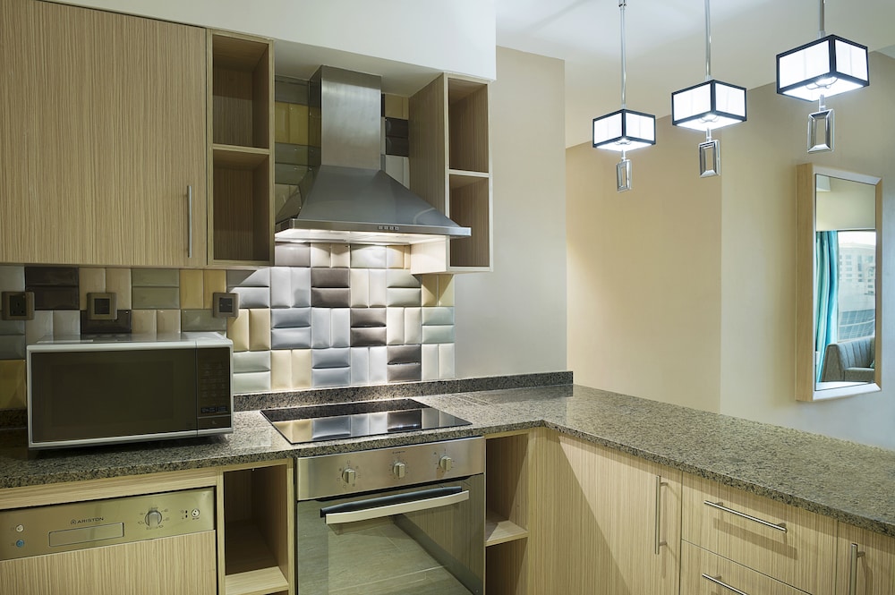 Wyndham Doha West Bay 46/62