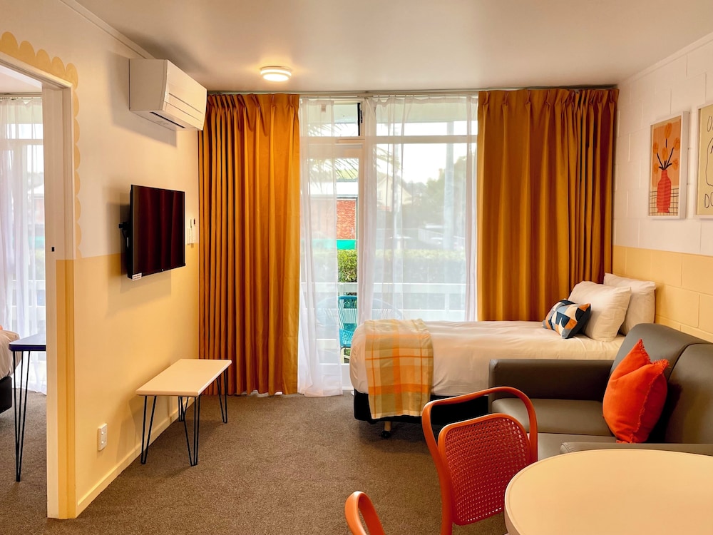 1 Bedroom, Superior, Suite, Kitchen, Mt Eden Motel 4/7