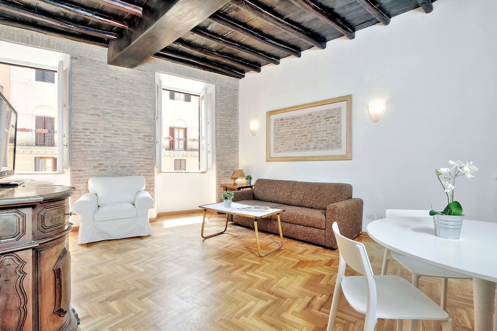 Spagna Charme - My Extra Home 6/13
