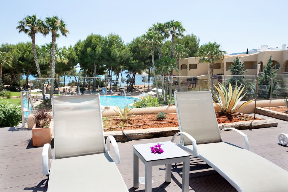 Grupotel Santa Eularia and Spa - Adults Only 40/54