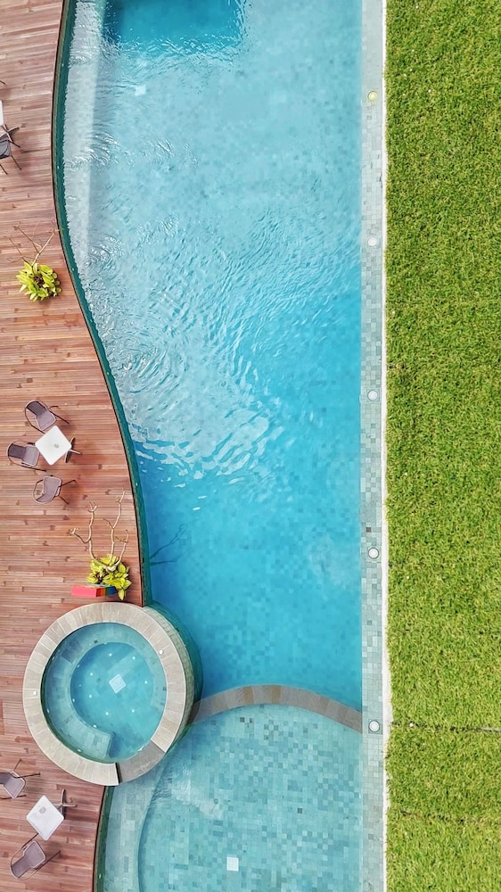 The Batu Hotel & Villas 33/50