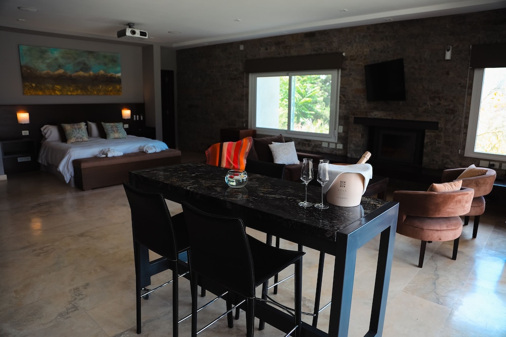 El Carmelo Mountain Lodge 30/50
