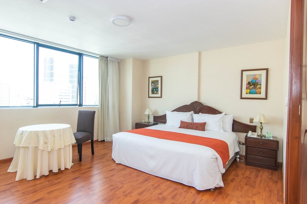 MIRAFLORES COLON HOTEL 14/31