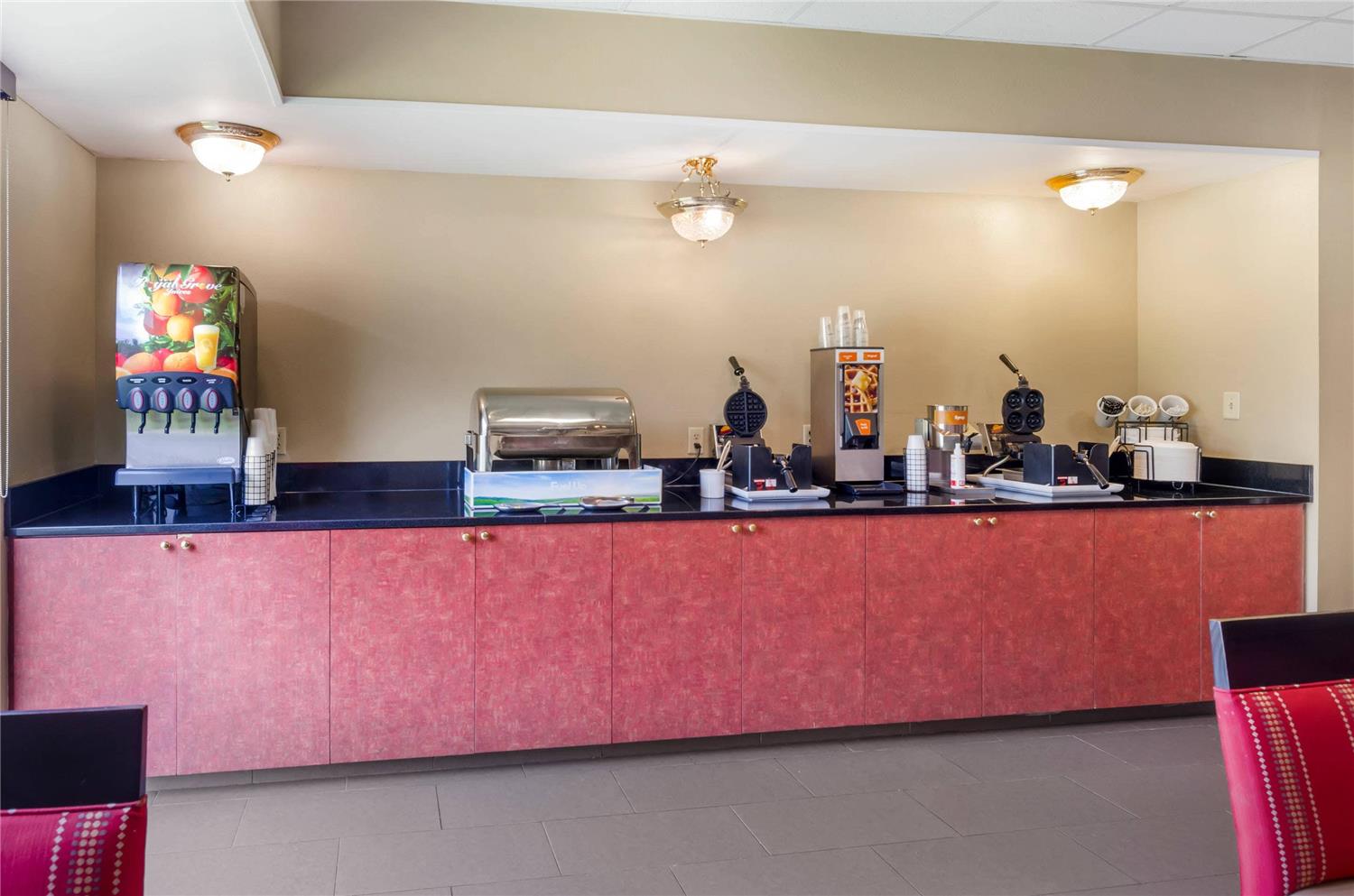 Comfort Inn & Suites Christiansburg I-81 4/36