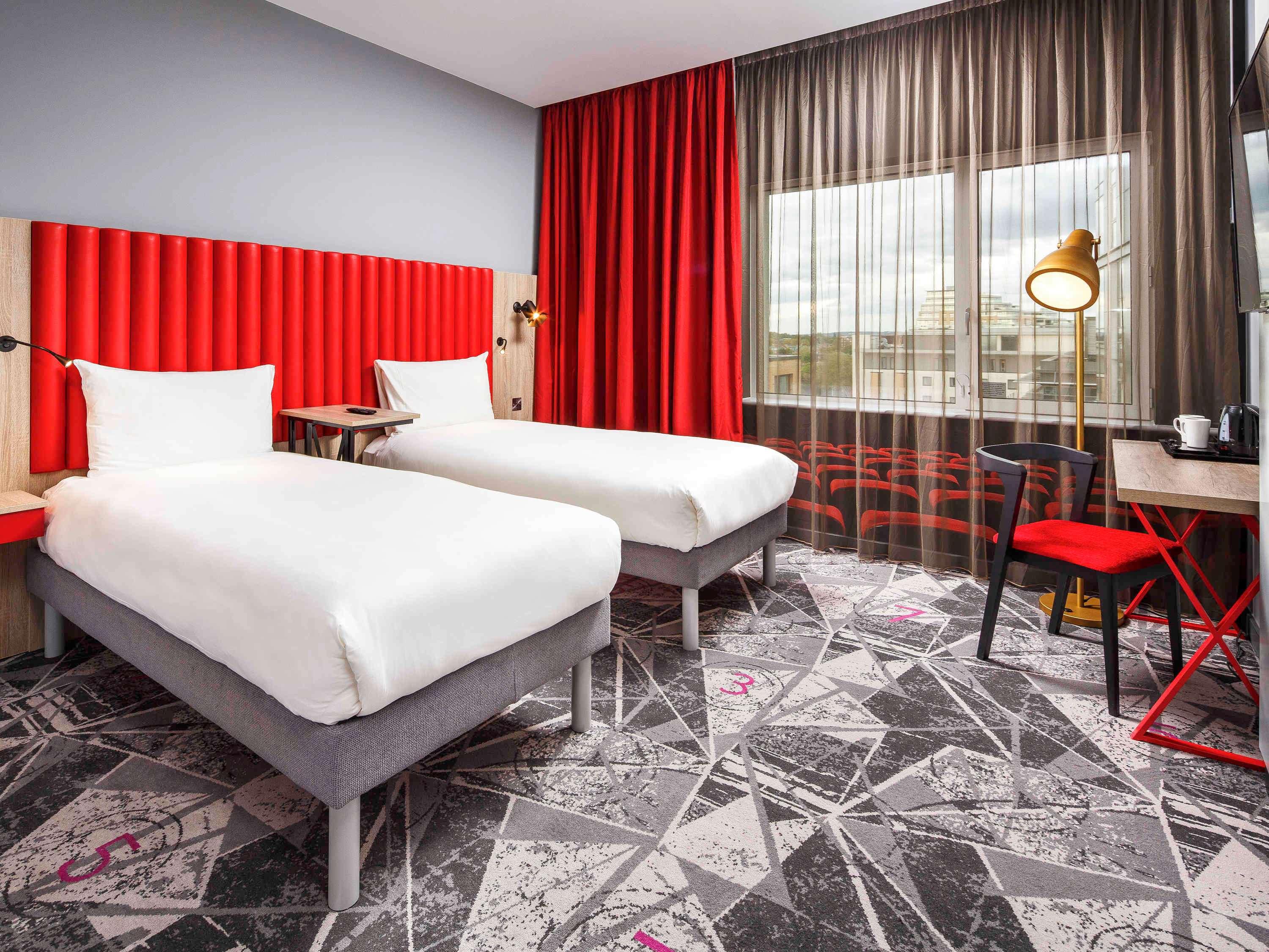 ROOM, TWIN BEDS, ACCESSIBLE