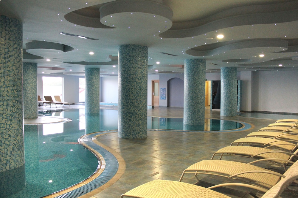 Lindos Breeze Beach Hotel 36/64