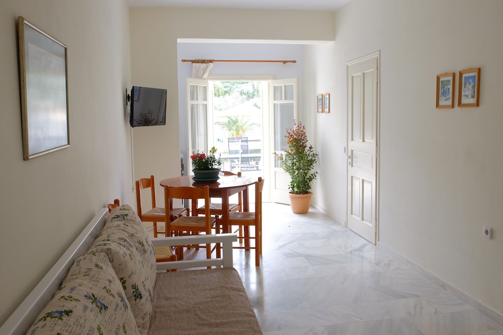 Dialinas Apartments 29/50