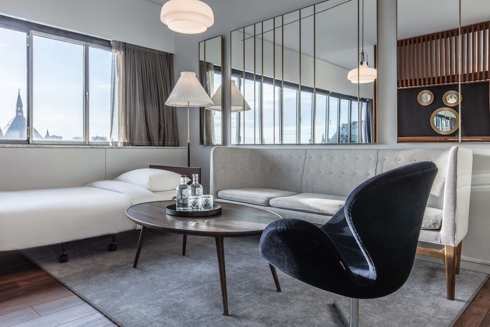 RADISSON COLLECTION ROYAL HOTEL, COPENHAGEN 46/72