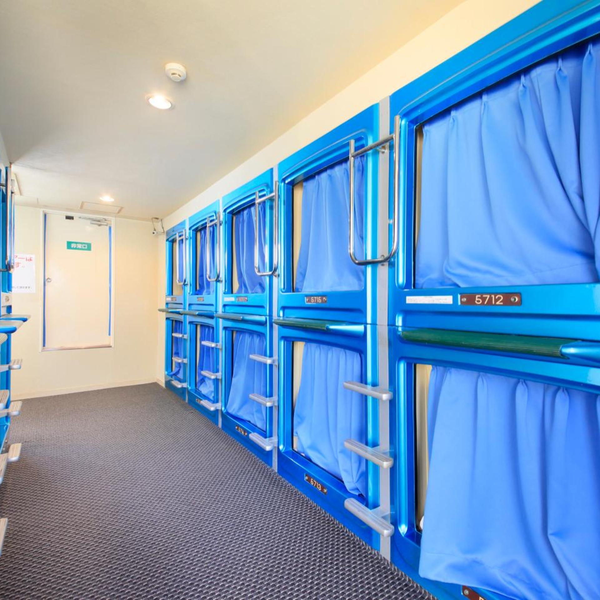 Ueno Station Hostel Oriental Ii (ex. Capsule and Sauna New Century - Caters to Men) 14/23