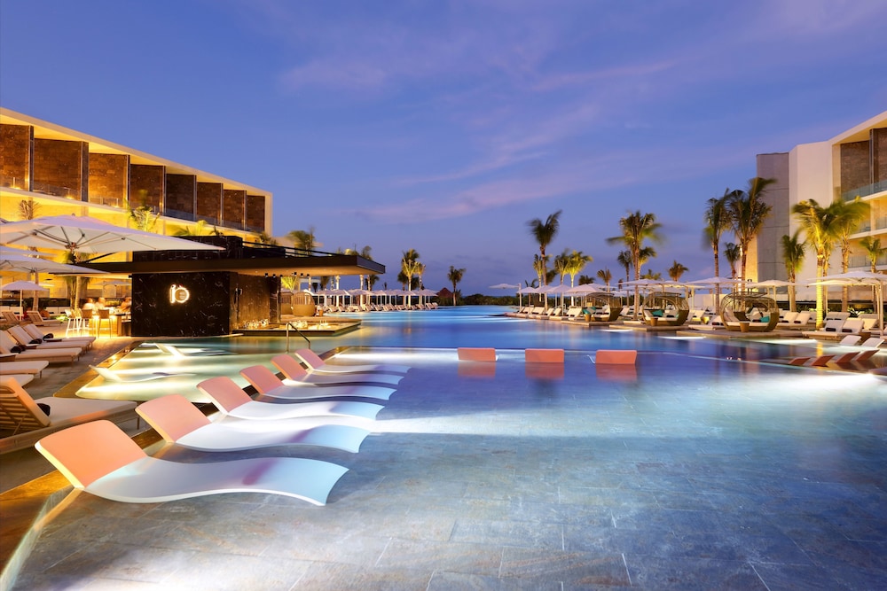 TRS Coral Hotel - Adults Only - All Inclusive in CANCUN