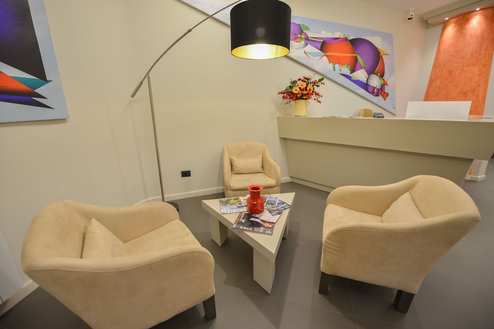 PETIT HOTEL ELITA 27/38