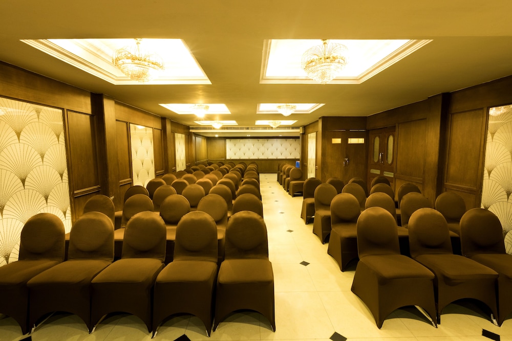 Grand Residence 42/50