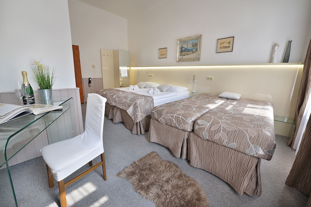 Hotel Anette 9/35
