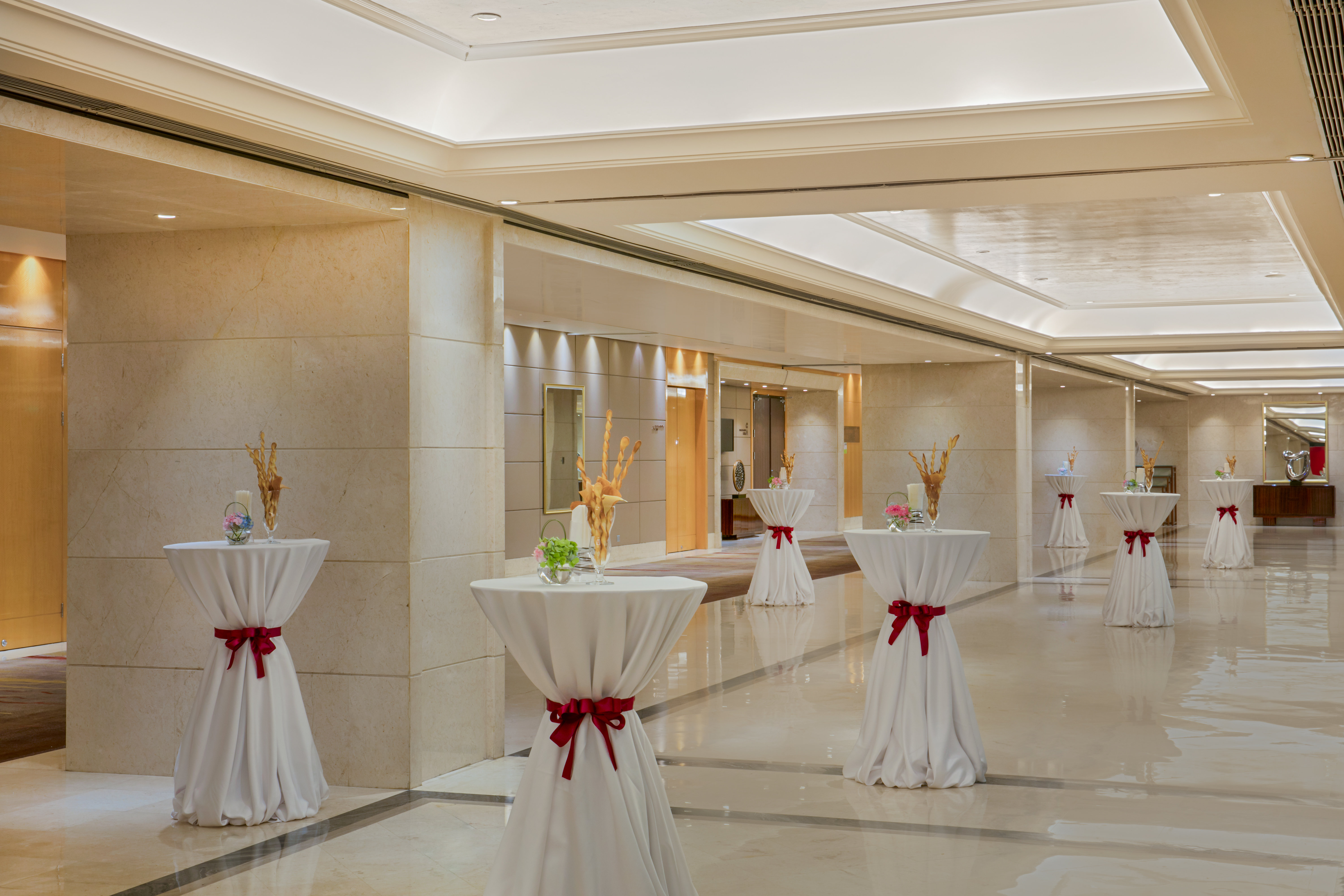 Crowne Plaza Shenzhen Longgang City Centre 8/50