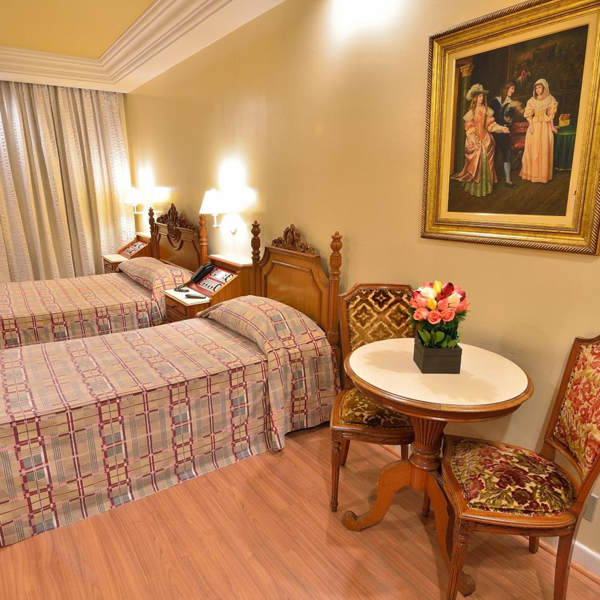 Hotel Castelar 77/99