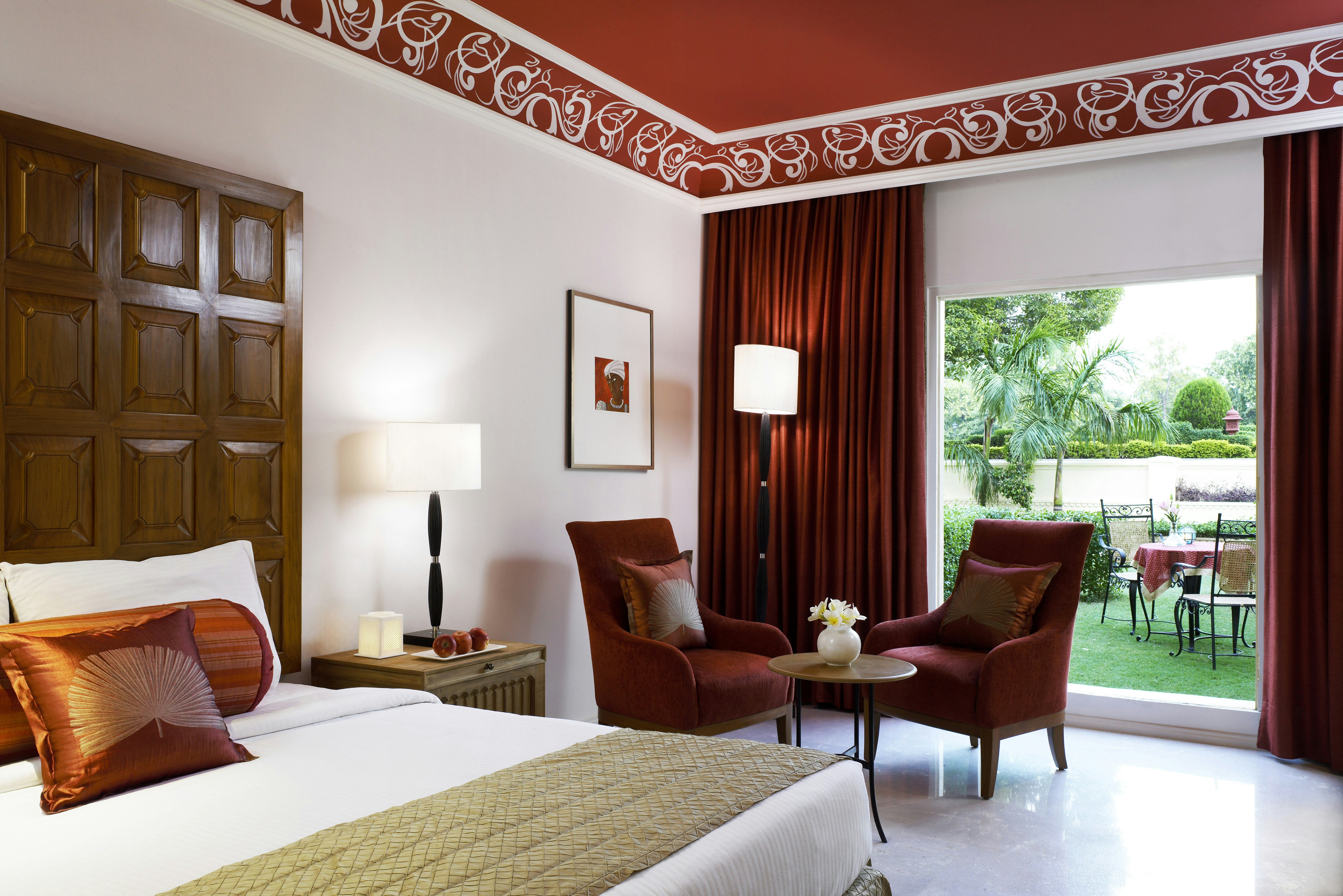 Jai Mahal Palace Jaipur 24/84