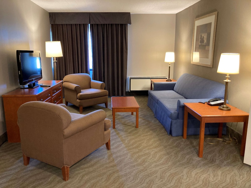Best Western North Bay Hotel and Conference Centre 28/48