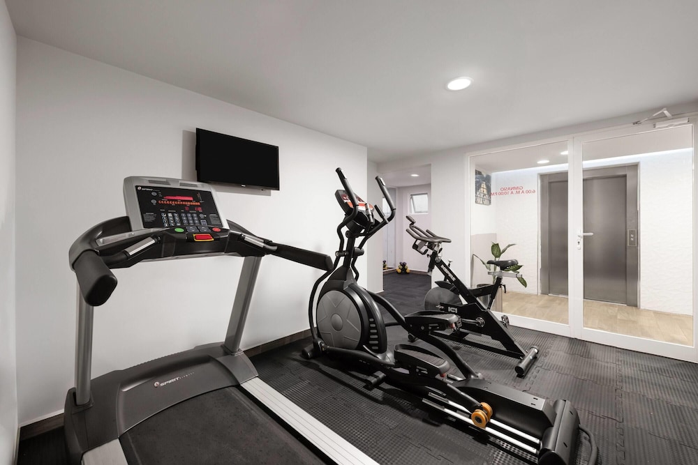 Ramada by Wyndham Tampico Centro 34/56