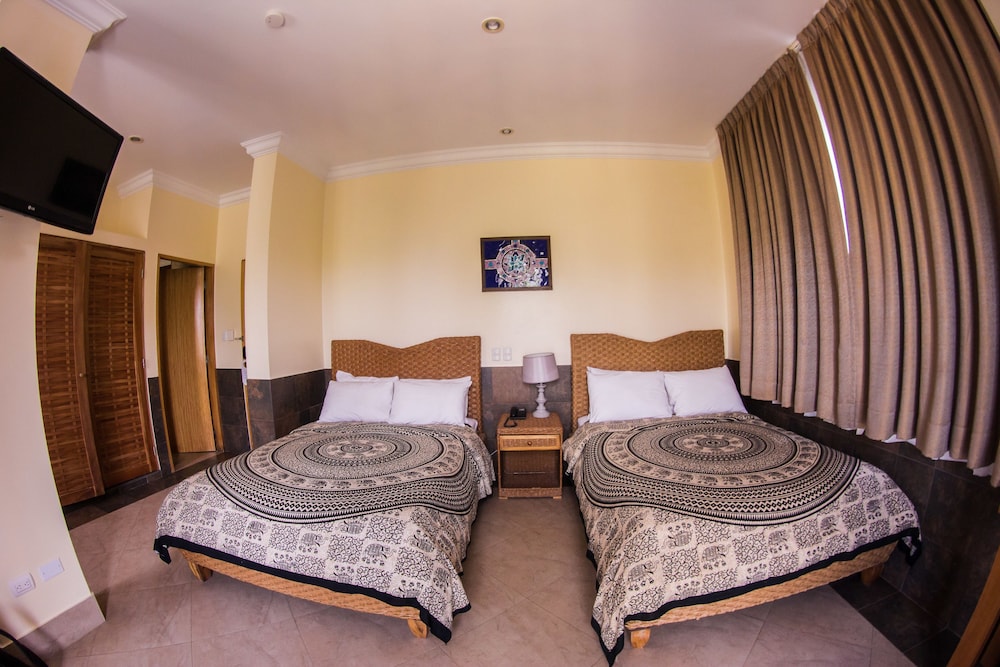 Dharma Beach Hotel 19/57
