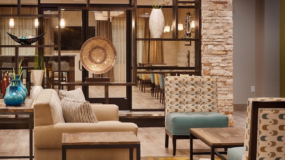 Best Western Plus College Station Inn and Suites 27/35