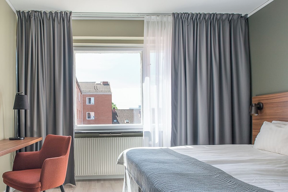 Room at Profilhotels Grand Kristianstad, KRISTIANSTAD