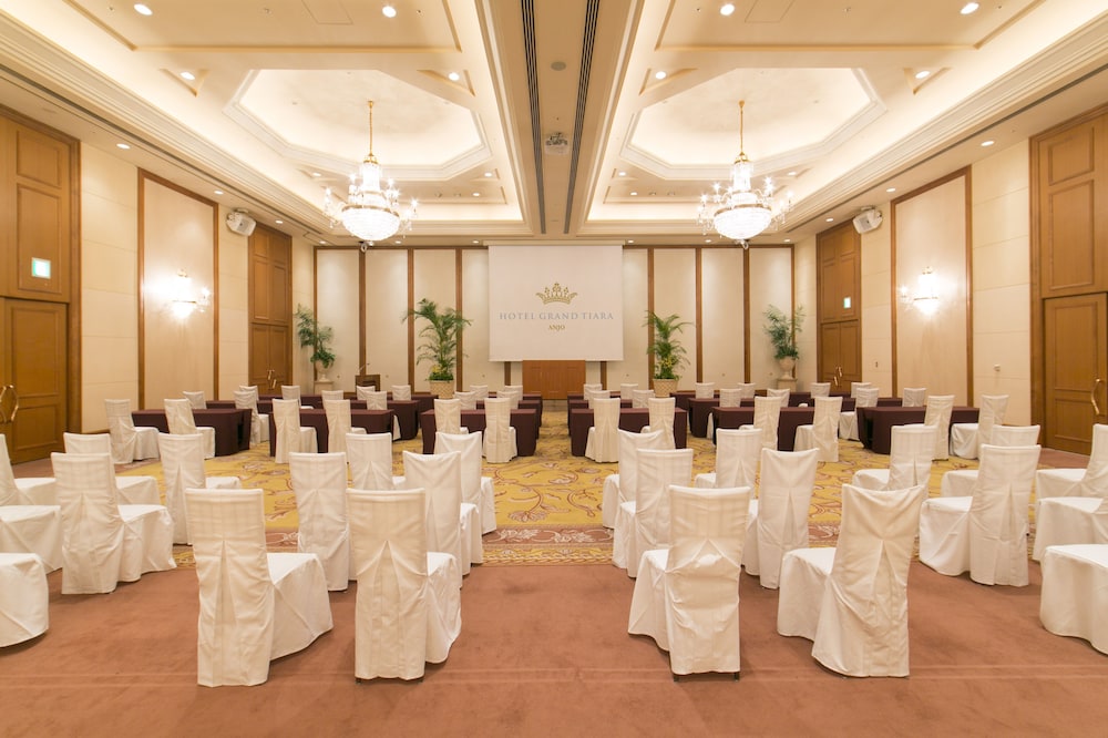 Hotel Grand Tiara Anjo 23/25