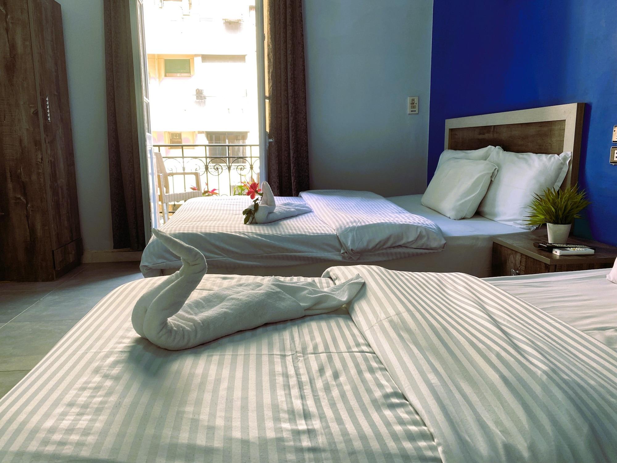 Room, Single, Shared Bathroom