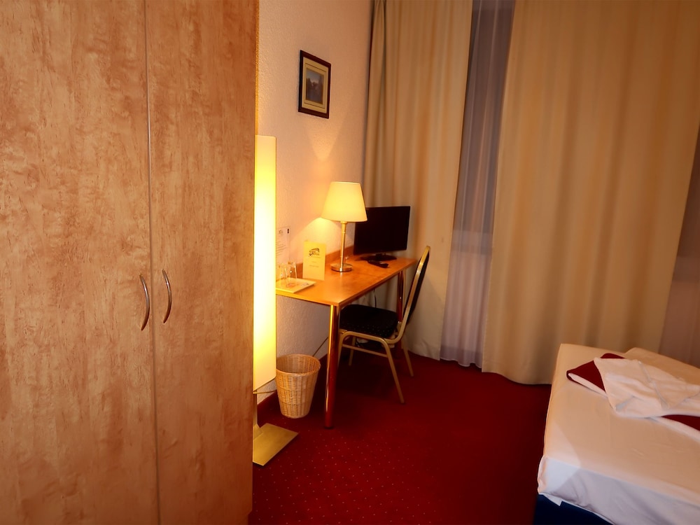 Hotel Adler Leipzig 26/62