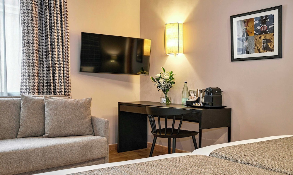 Hesperia Barri Gotic 46/64