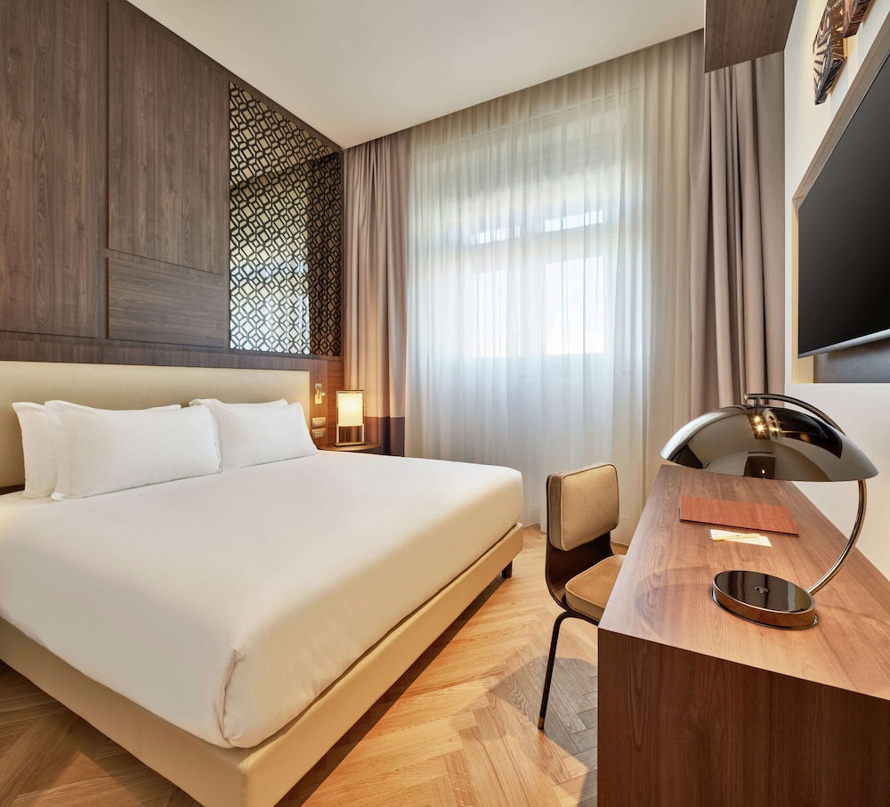 Doubletree By Hilton Trieste 40/87