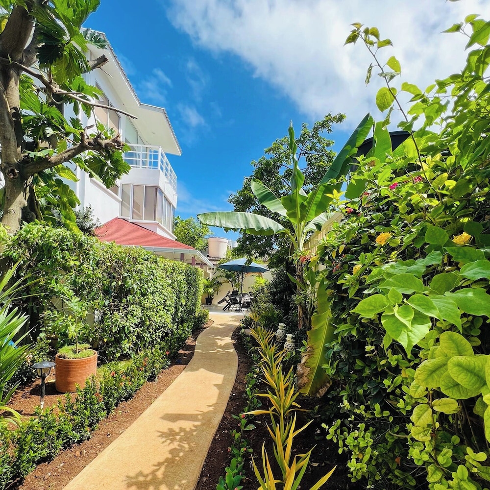 Summer House Inn San Andres 42/46