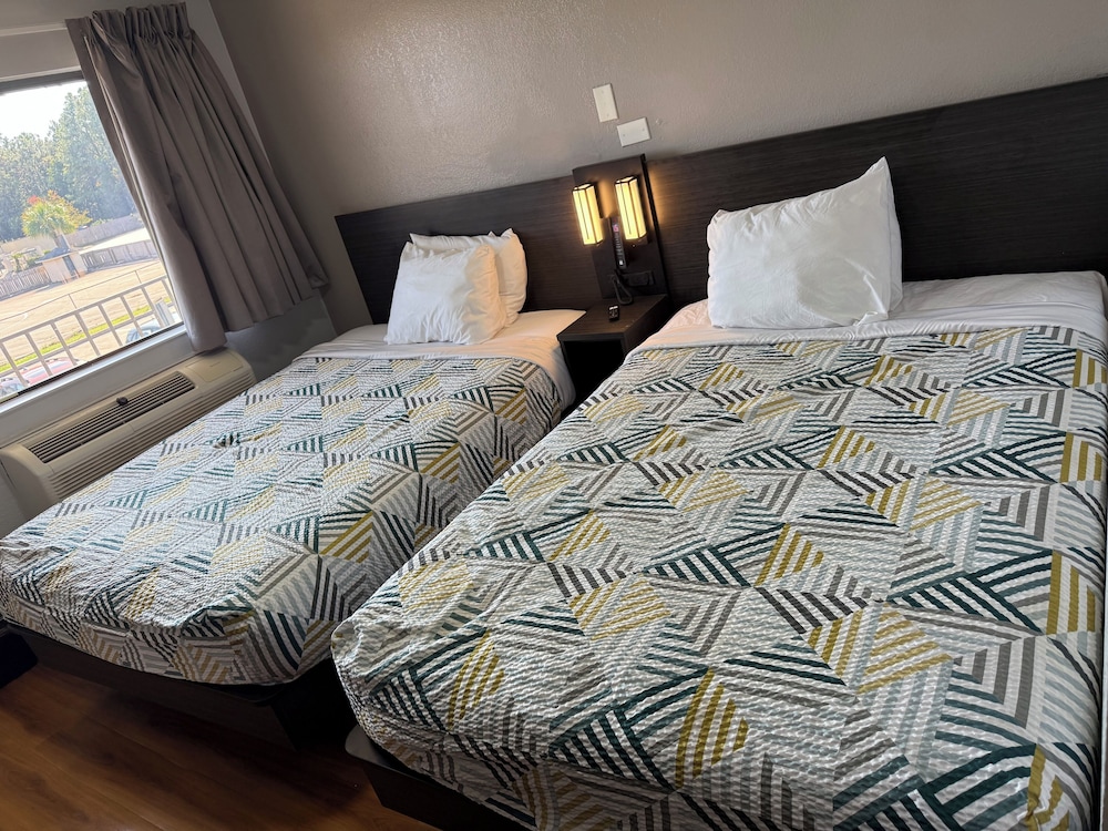 Motel6 Gulfport, MS – Airport 26/48