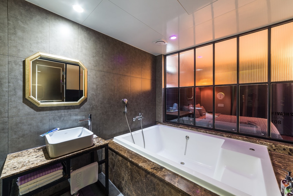 Hotel 2 Heaven Songdo 29/66