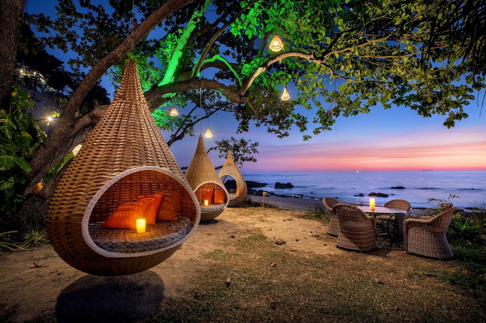 Nirvana Beach Resort and Spa 37/50
