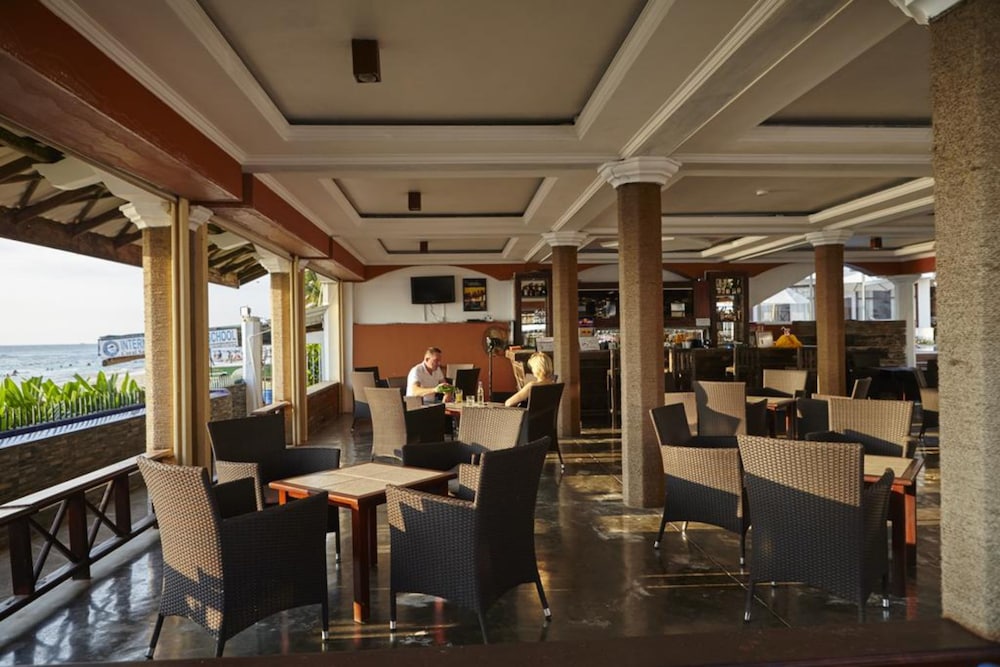Coral Sands Hotel 35/68