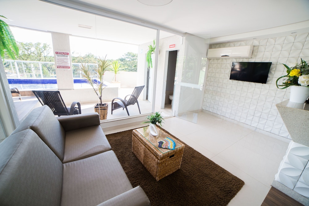 SERRA MADRE RESIDENCE 32/42