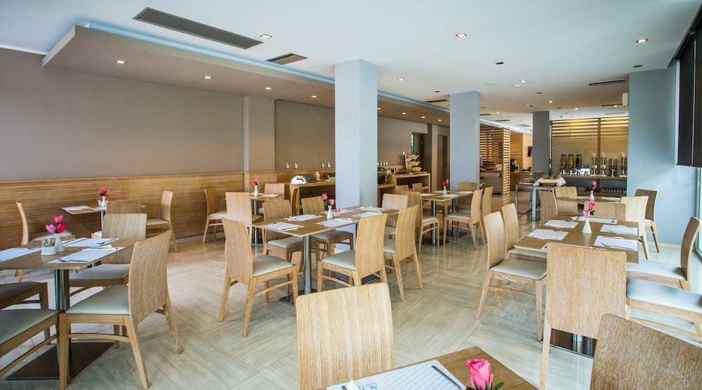 AQUA OLIVA RESORT 48/71