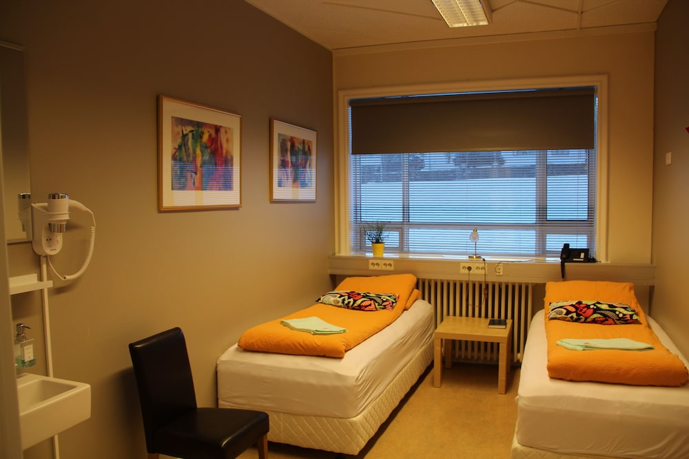 Hostel B47 36/45