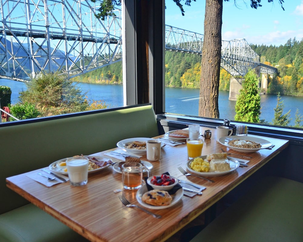 Best Western Plus Columbia River Inn 49/63