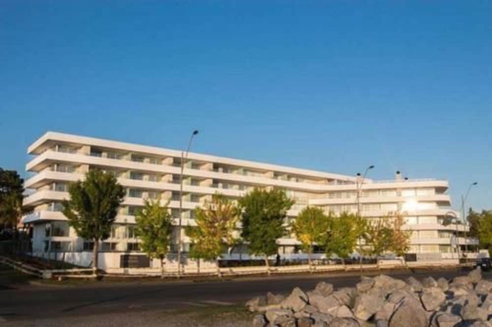 Dazzler by Wyndham Colonia in COLONIA DEL SACRAMENTO
