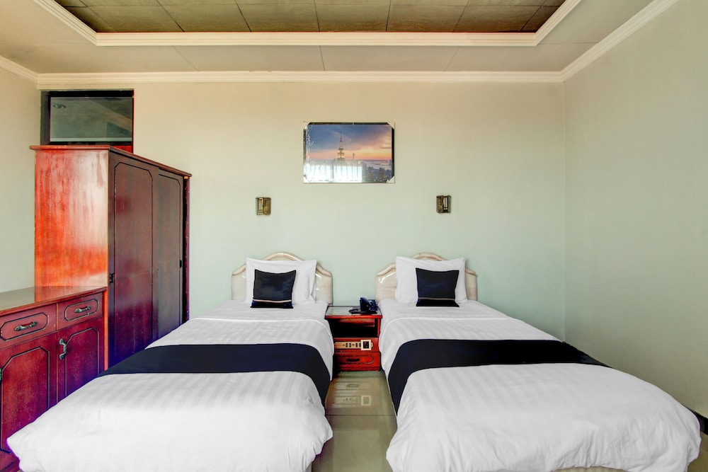 Oyo 3934 Hotel Istana Syariah Ex Istana Pekalongan 24/50