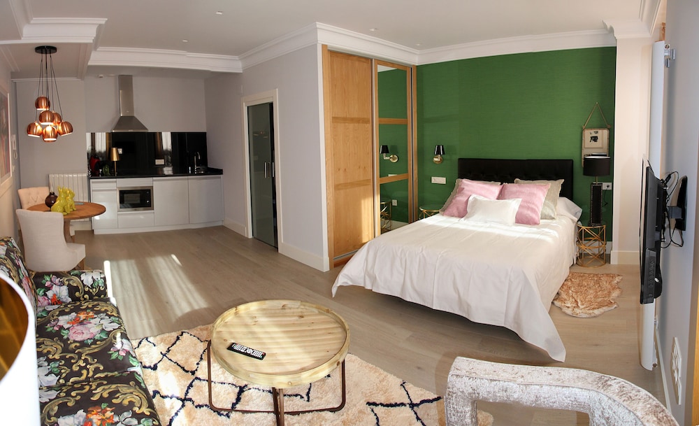 Principia Suites 10/43