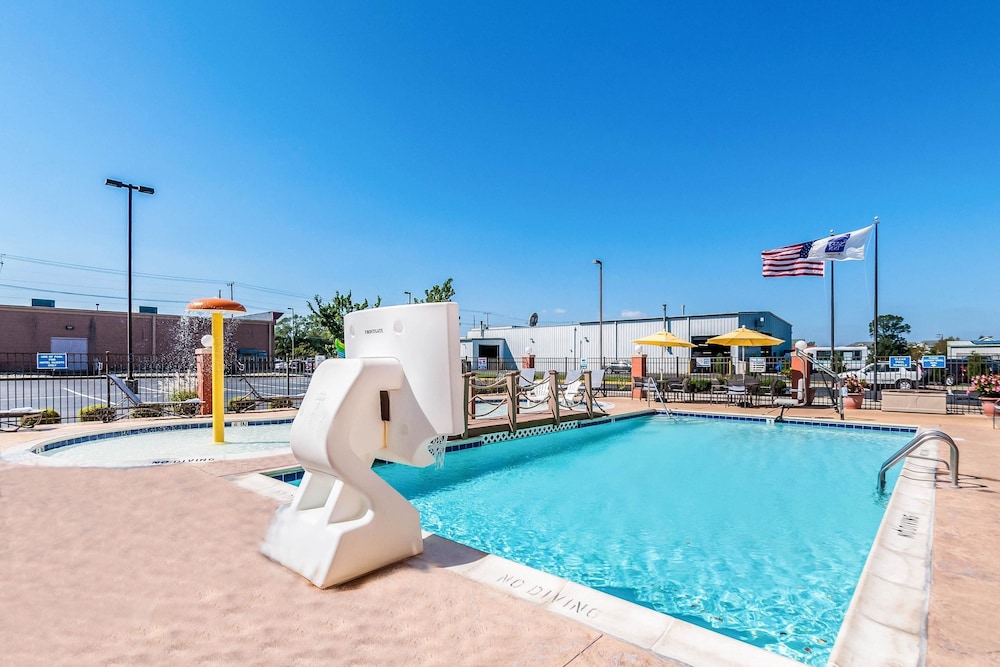 Sleep Inn & Suites Rehoboth Beach 36/46