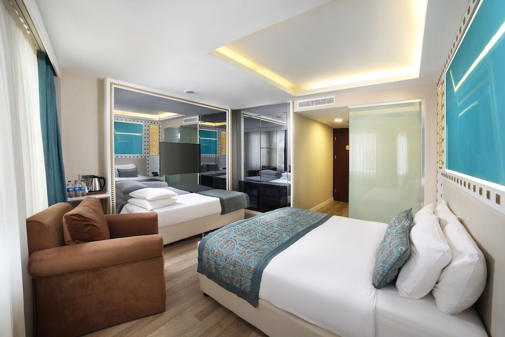 Great Fortune Hotel & SPA 13/70