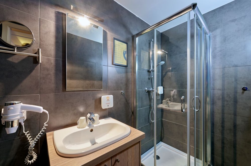 Adonis Hotel Strasbourg 48/50
