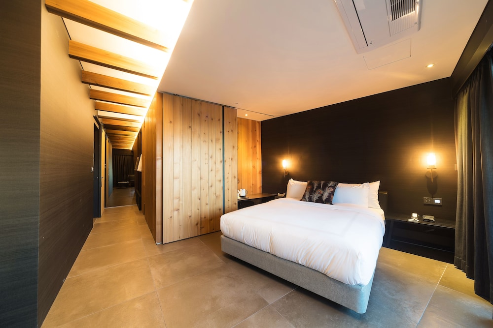 جناح داخلي بسرير مزدوج بحوض جاكوزي بحوض استحمام، Hotel Museo 2/3