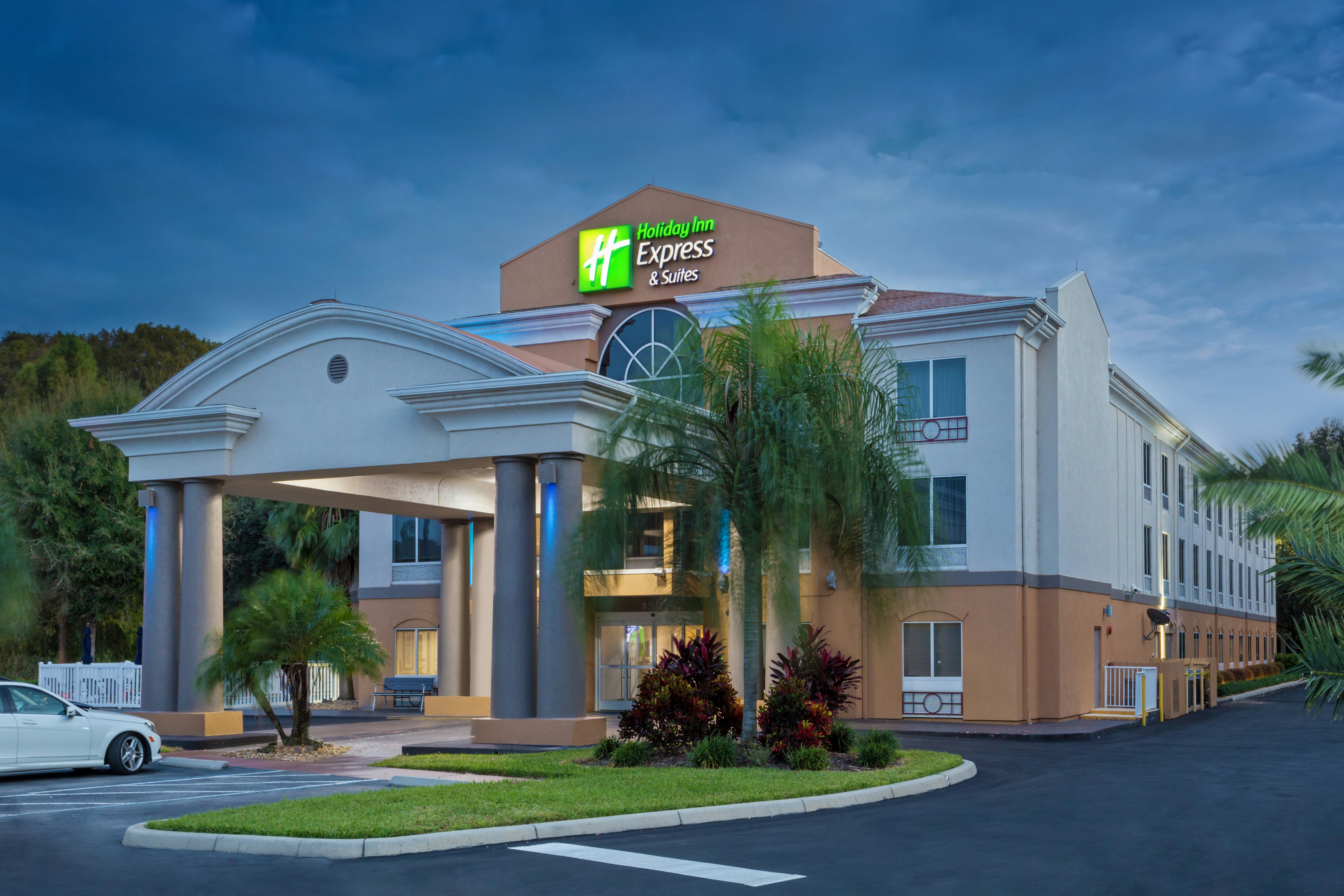 Holiday Inn Express & Suites Tavares - Leesburg, an IHG Hotel 53/54
