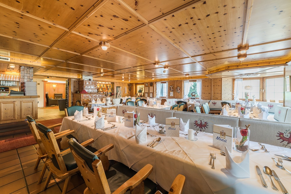 Wohlfuhlhotel Schiestl 43/50